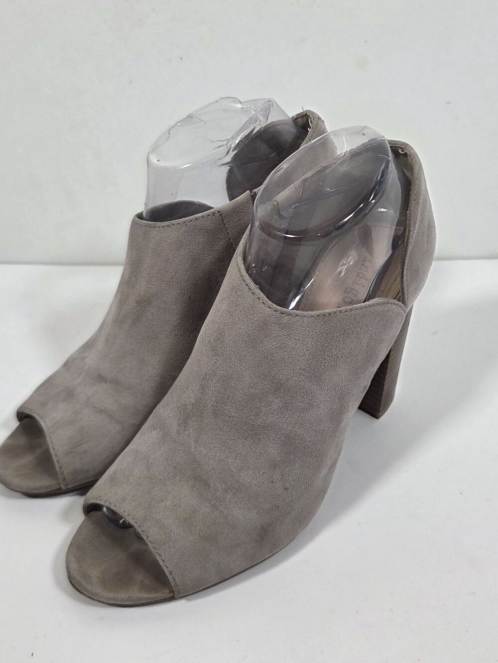 Indigo Rd Gray Peep Toe Ankle Booties Block Heel Minimalist Size 8 - Picture 3 of 9